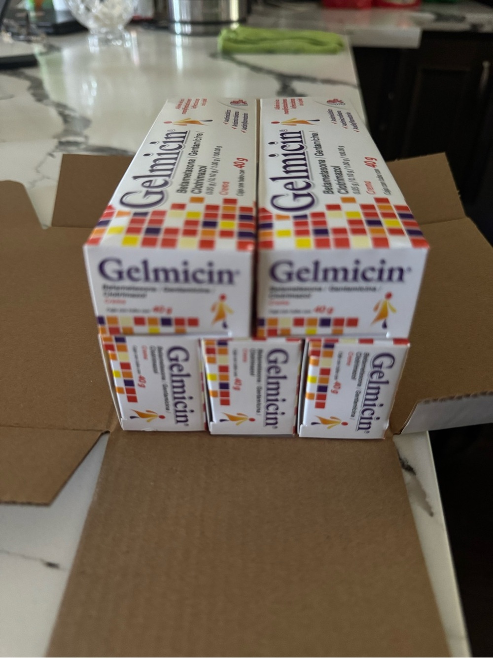 PACK OF 5 CREAMS FOR $30
Gelmicin creams